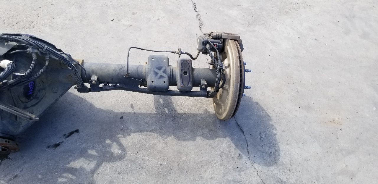 20 GMC SIERRA 1500 REAR AXLE ASSEMBLY 9.5″ RING GEAR 3.23 RATIO