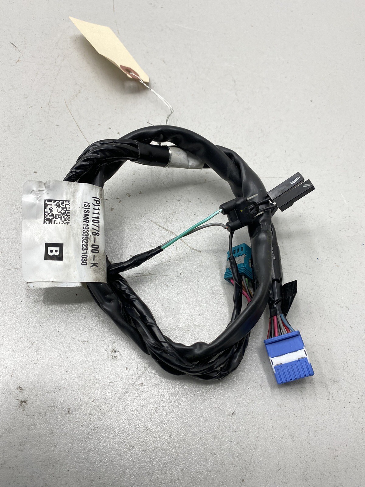 2017-2023 OEM TESLA MODEL 3 RIGHT PASSENGER SIDE EXTERIOR MIRROR WIRING OEM
