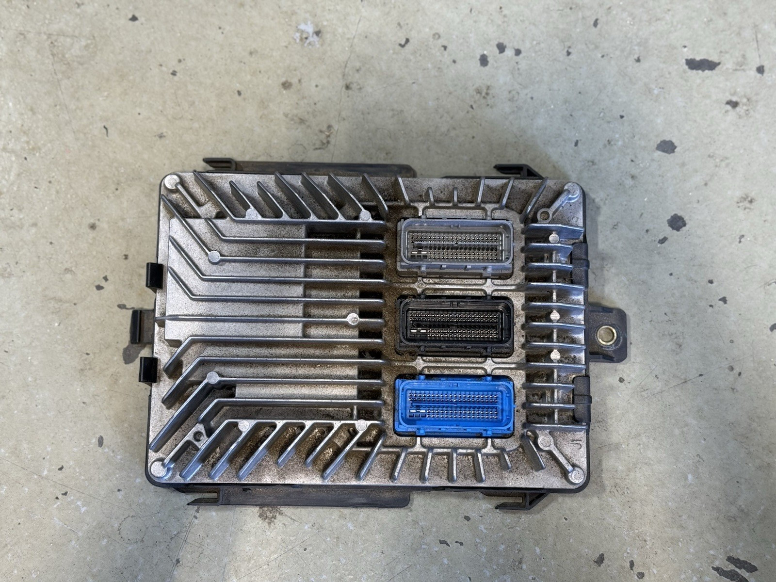 2013-2019 GM ECM Terrain Equinox CTS PCM Engine Computer Module ECU OEM 12651807