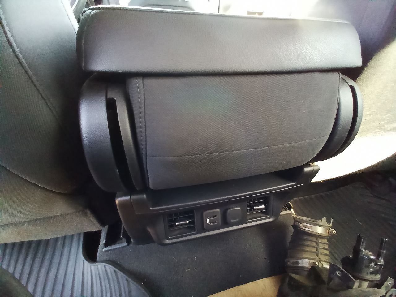 Chassis ECM Communication Right Hand Kick Panel Onstar Fits 20-22 CANYON