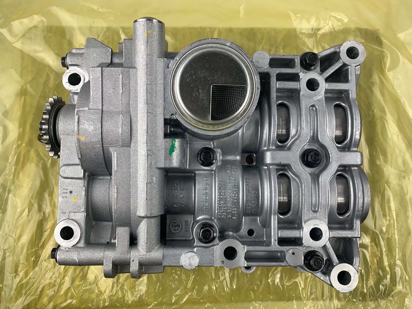 New Original Shaft Balance Assembly Engine Oil Pump 2.4L Optima Sonata 11-12-13