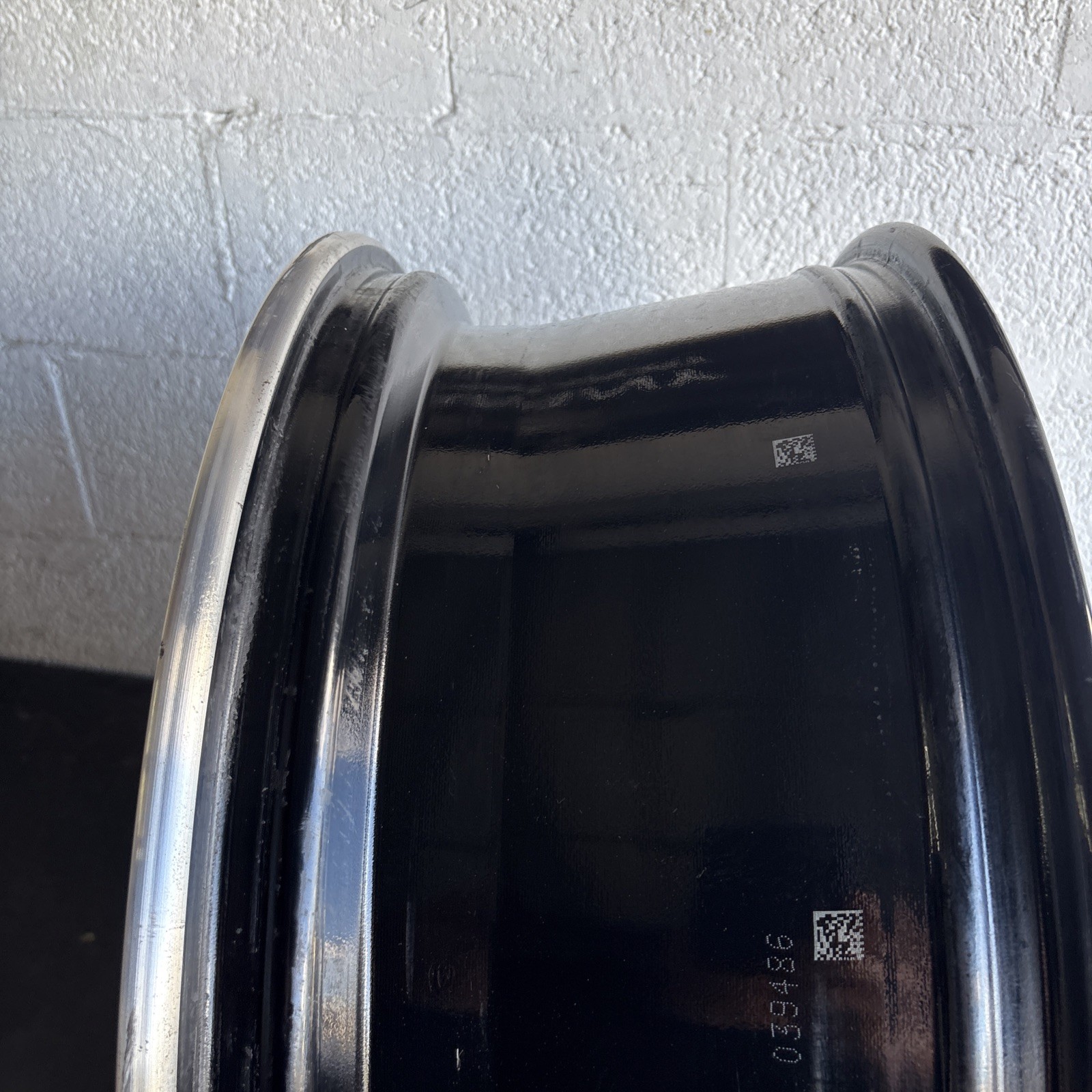 22 PHANTOM OEM GENUINE RIM FACTORY BLACK 22″ ROLLS ROYCE Only 0ne #3089