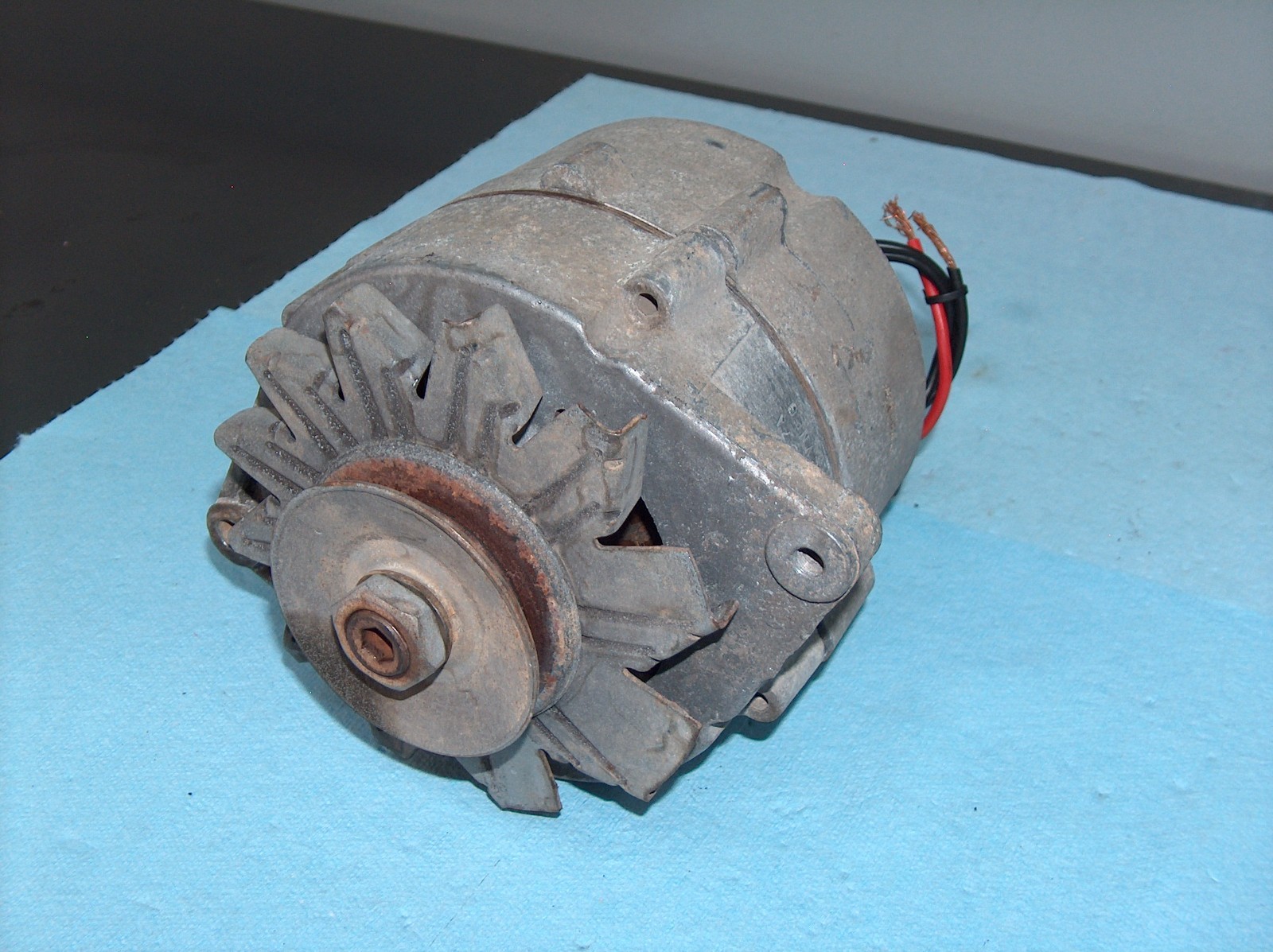 1969 Chevy Camaro Chevelle 37A Delco Remy Alternator Core 1100834 9_A_24 12V