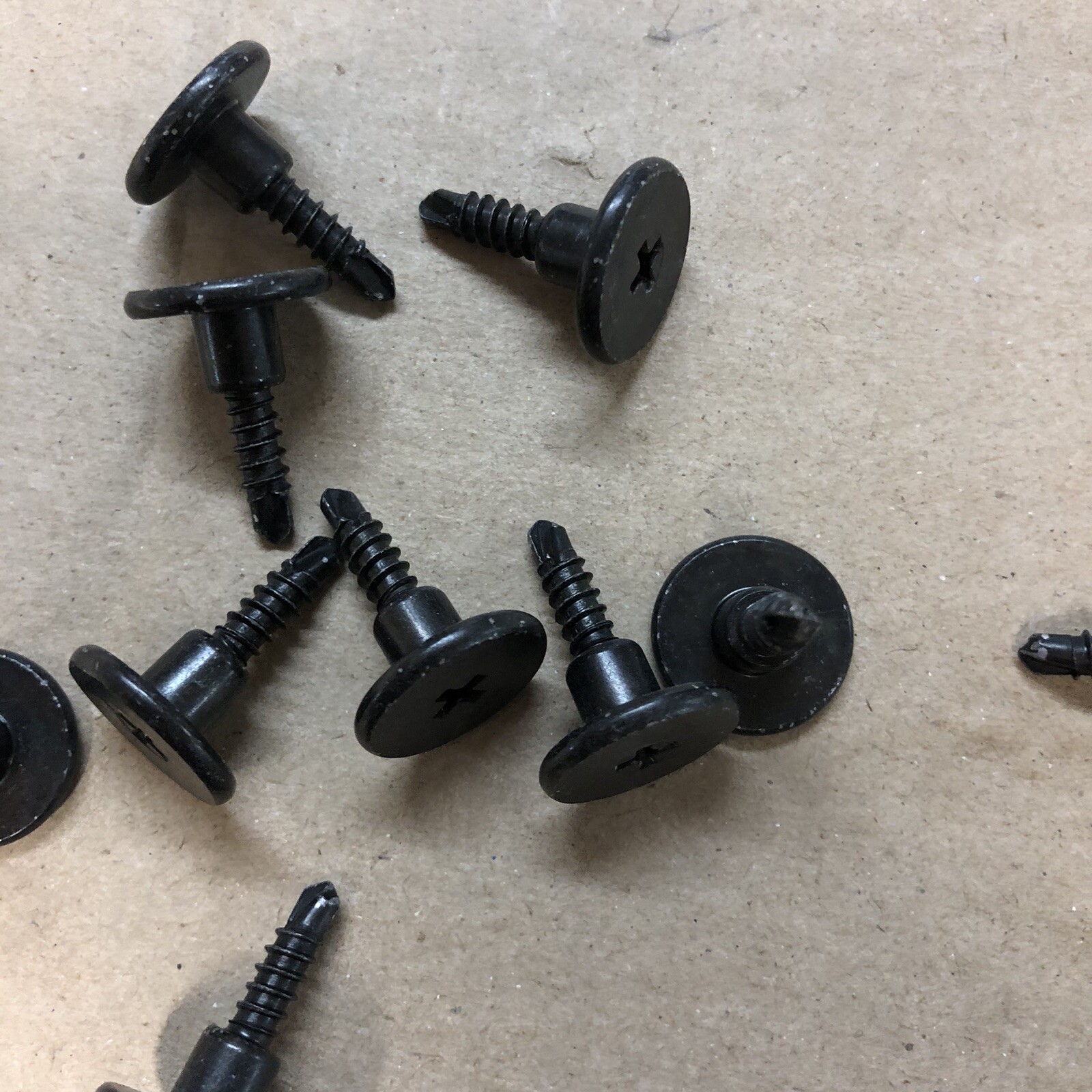 Pendaliner Duraliner BedLiner Bed Liner Tailgate Protective Piece Screws 10ct