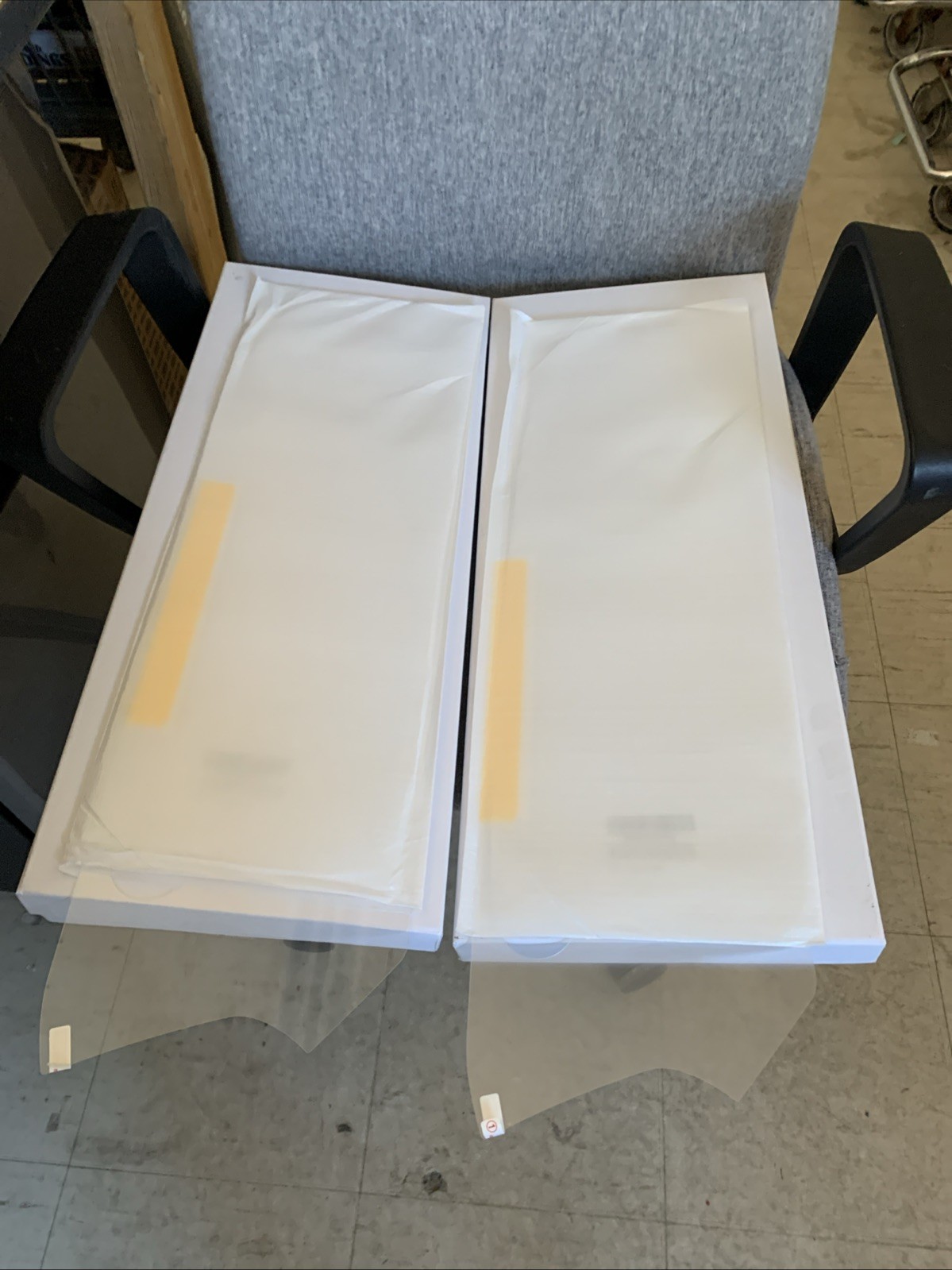 PICK MATTE/GLOSSY – 2025 Chevy Suburban Screen Protector Glass 17.7″