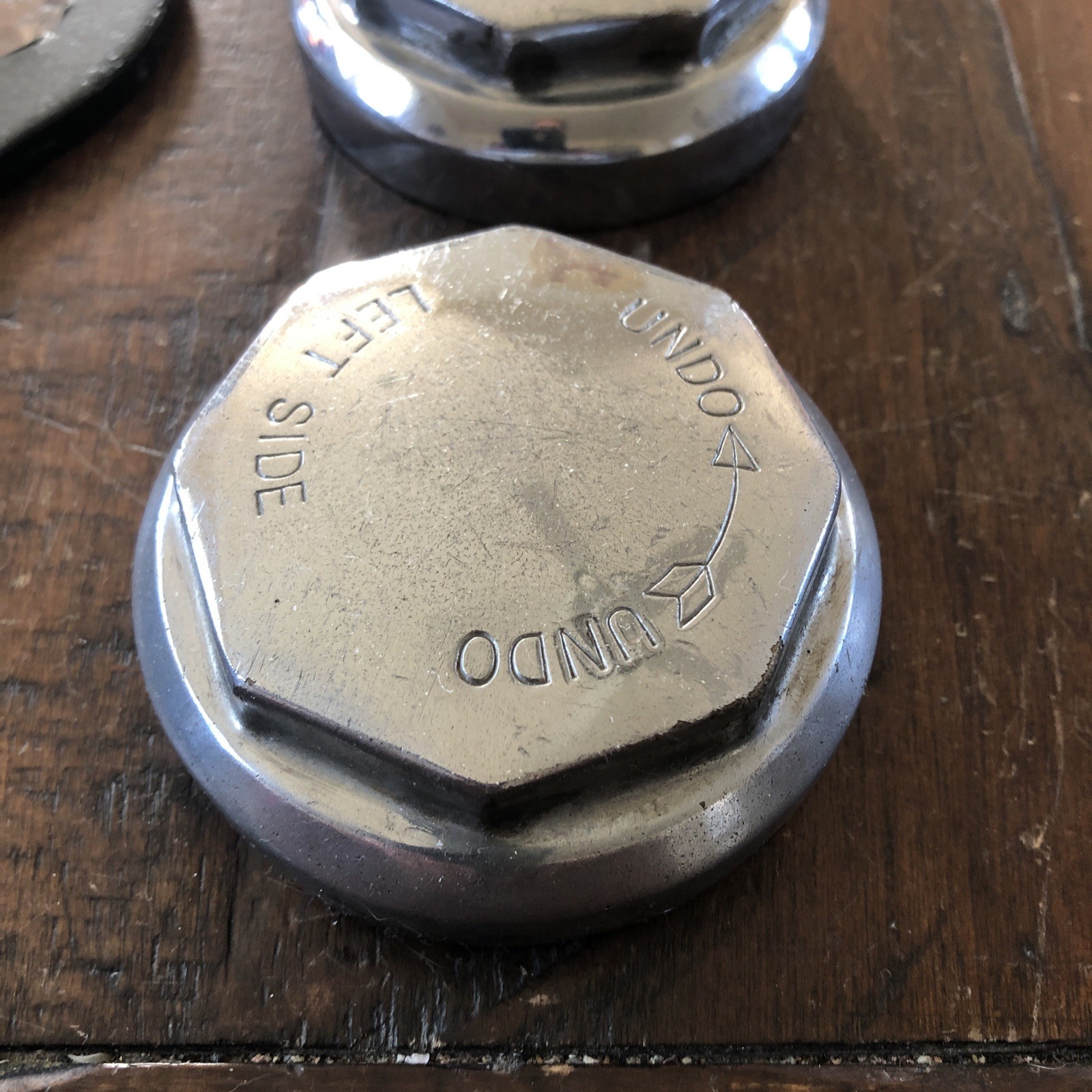 4 MGB GT Midget Triumph 8 TPI Chrome Wire Wheel Knock Offs With Wrench