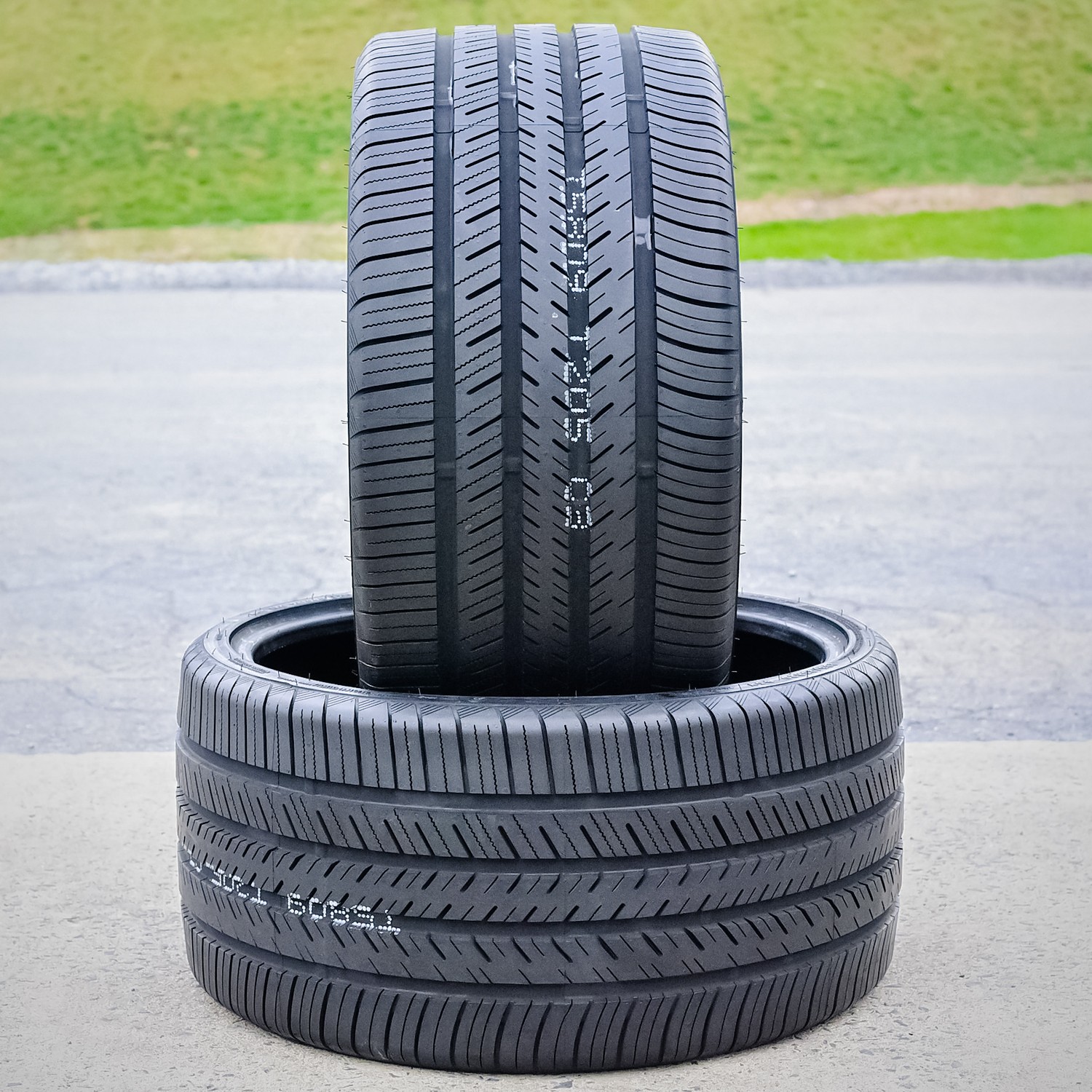 Tire Atlas Force UHP 275/25R24 96W XL A/S Performance
