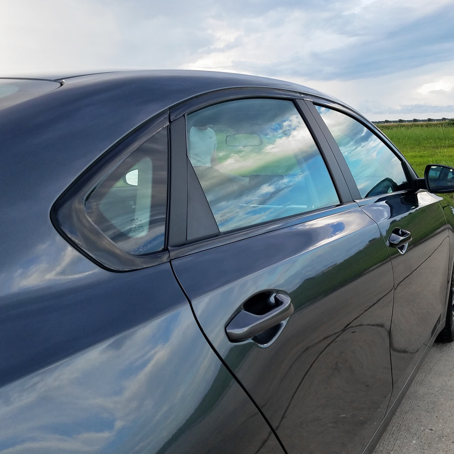 Gloss Blackout Vinyl Overlay for 2022+ Kia Forte Window Trim