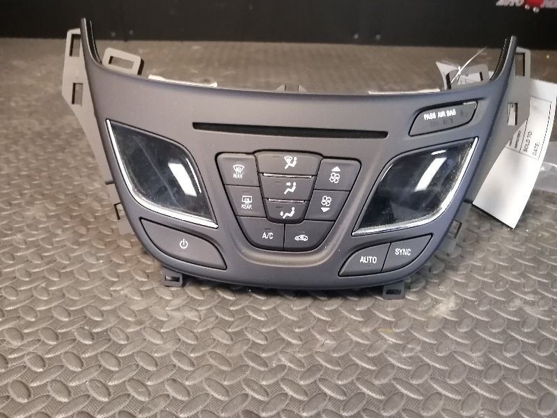 Climate Temperature Control Automatic Temperature Control Fits 14-17 REGAL 19286