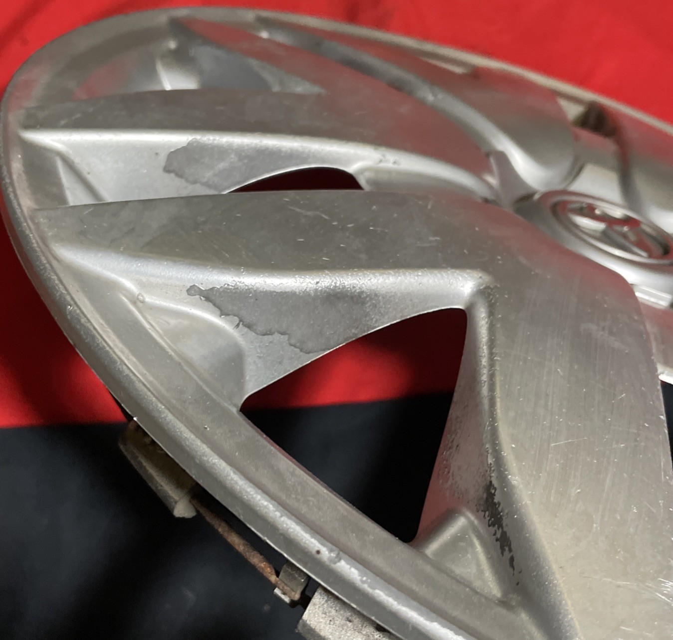 2004-2011 Toyota Sienna 16″ Wheel Cover Hubcap OEM 42621-AE030 CAP SILVER VAN OE