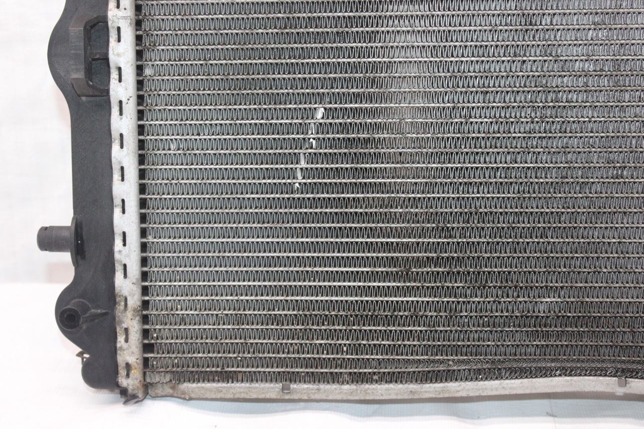 2000 PORSCHE BOXSTER 986 CONVERTIBLE #362 RIGHT COOLING RADIATOR