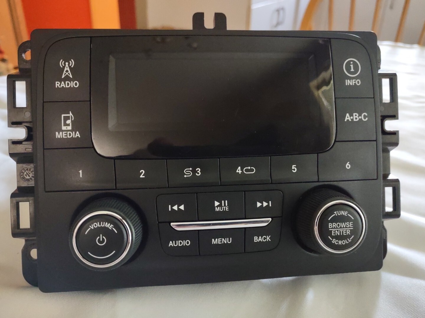 2015-2016 Dodge Pickup Receiver AM FM XM w Display – P68245816AD – Free Shipping