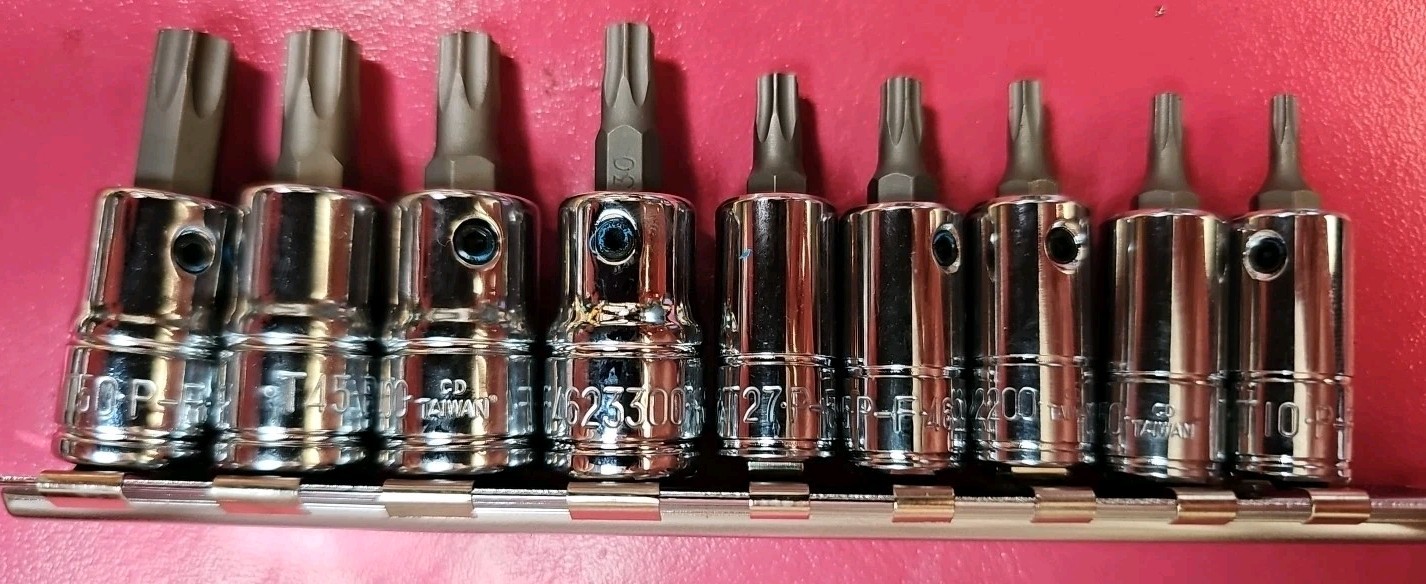 Pittsburgh 10pc. Male Star Bit Socket Set. Item 06932