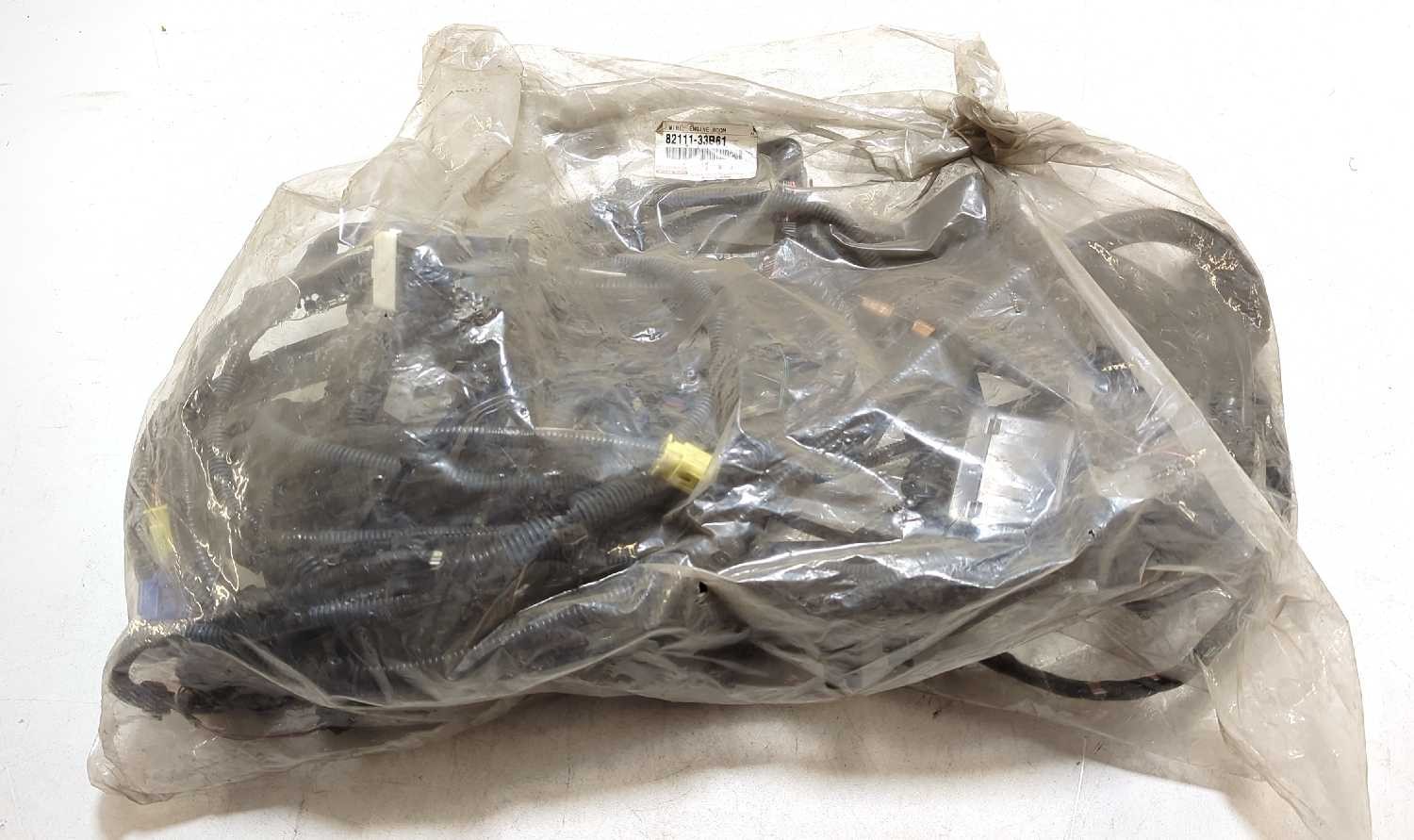 New OEM Toyota Engine Bay Fuse Box Wiring Harness 2004-2006 Camry 82111-33B61
