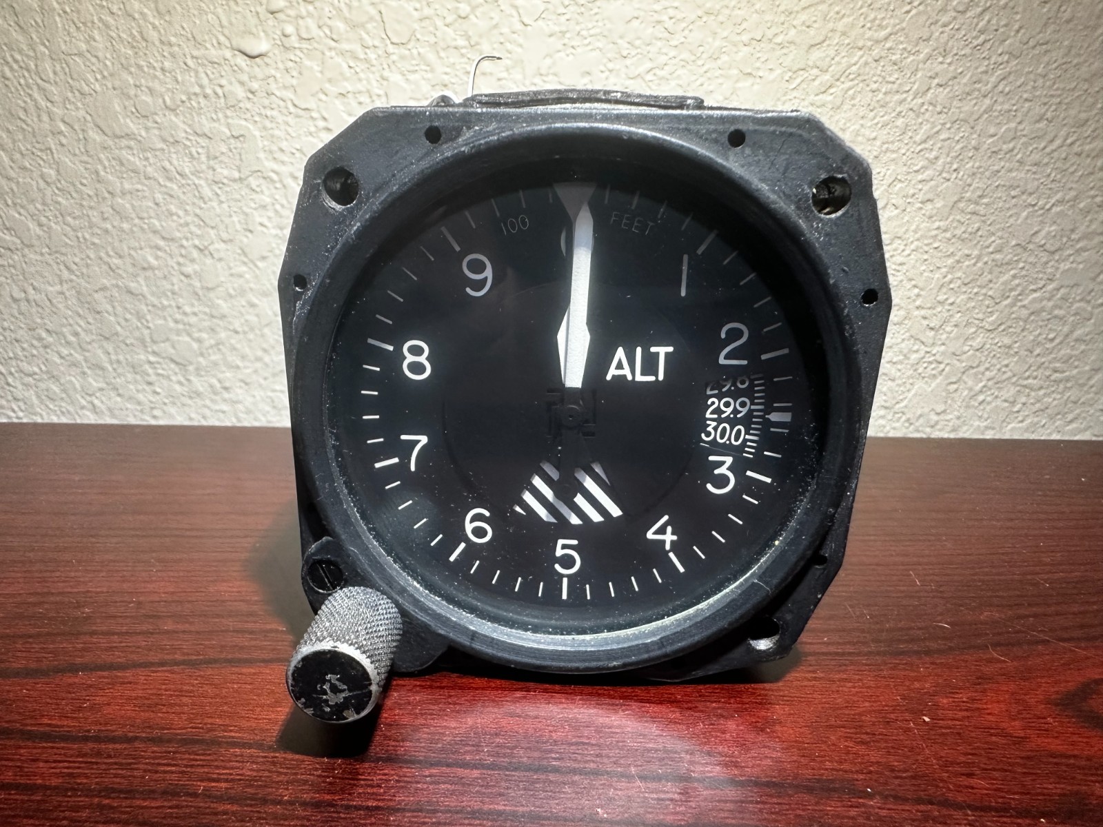 United Instruments 5934PA-1 altimeter w/ light tray tested guaranteed 30 days