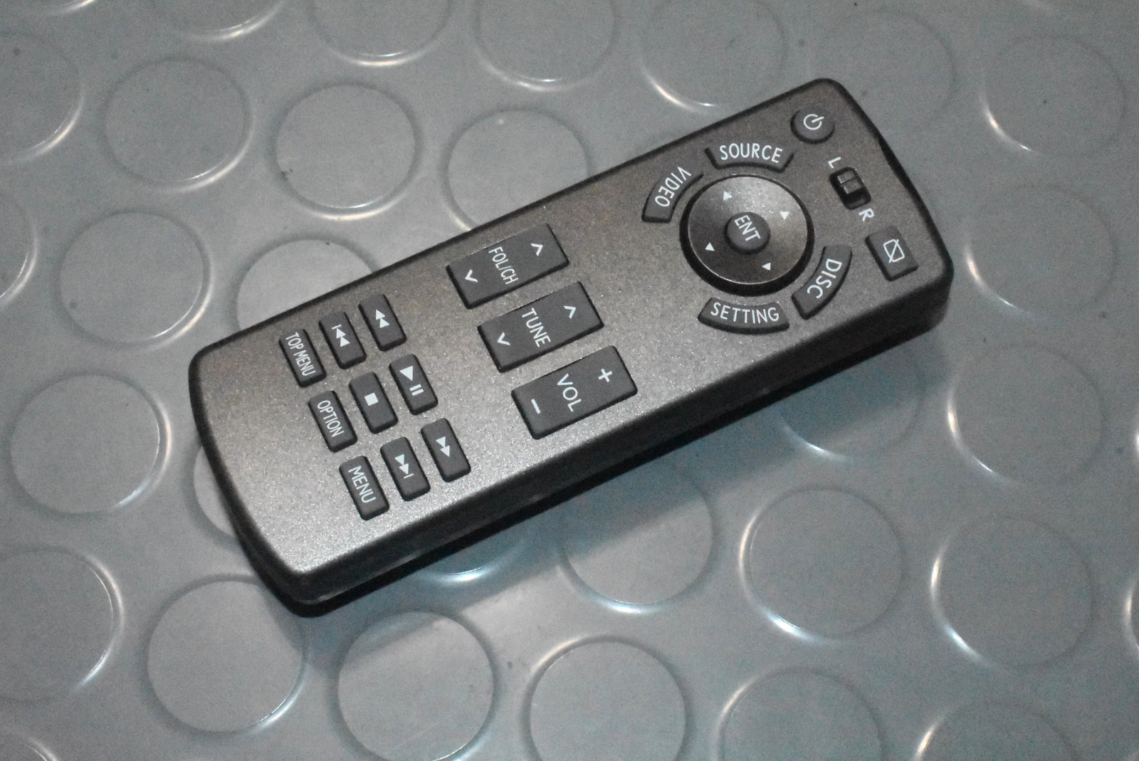 OEM – Lexus LX570 Rear Seat DVD Entertainment Remote 86170-60120