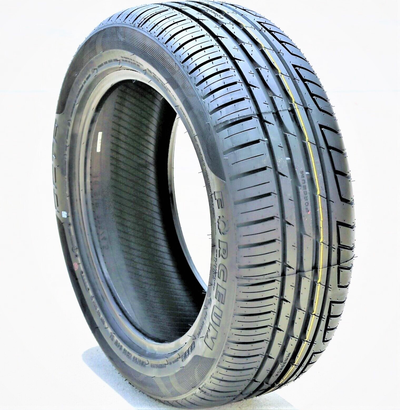 Forceum Octa 225/60R16 102W XL A/S High Performance Tire