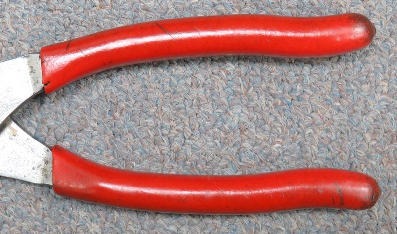 Snap On Tools 8.5″ Long Slip Joint Pliers Red Soft Grip 47CF USA