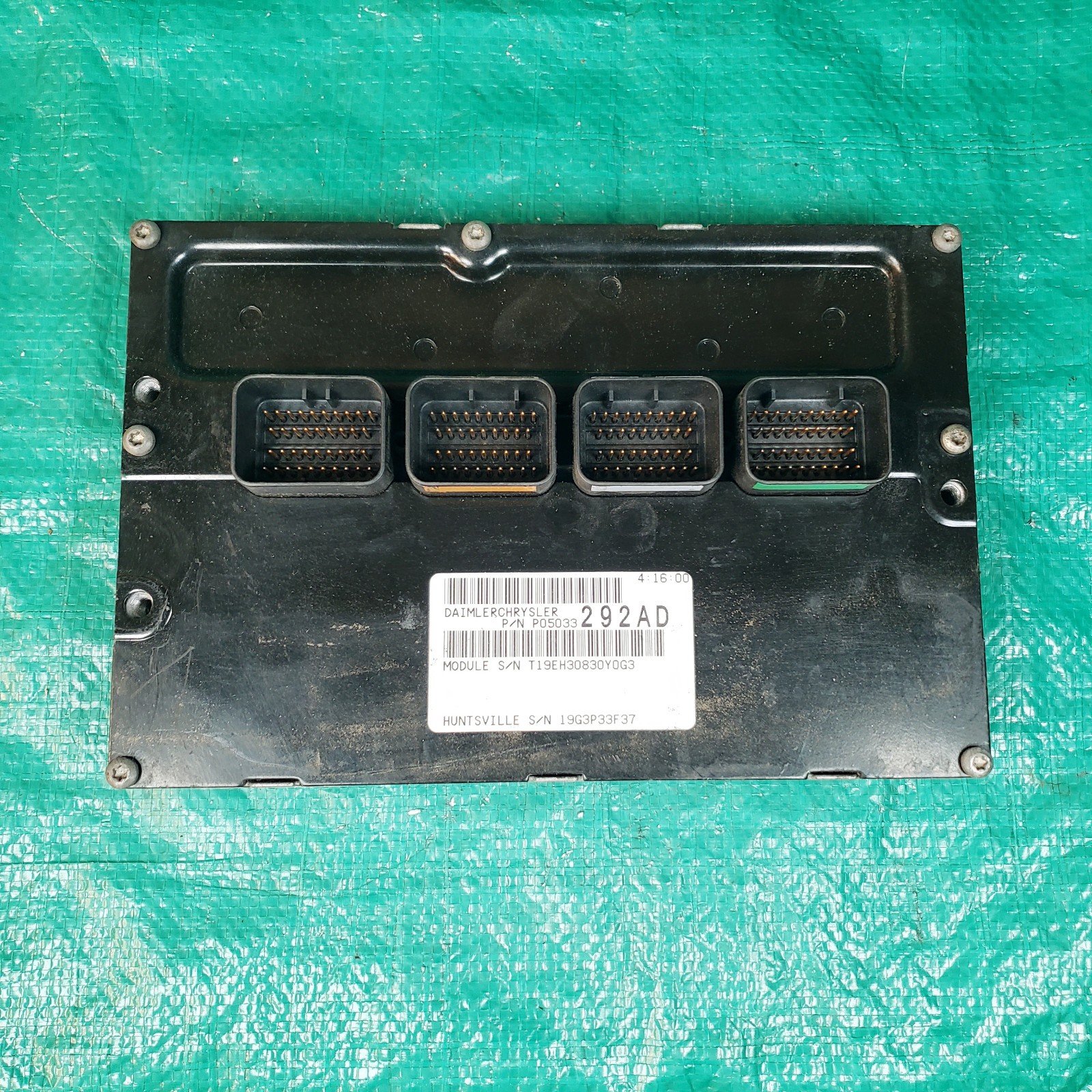04 05 Chrysler PT Cruiser 2.4 Turbo ECU 05033292AD ECM PCM Engine Control Module