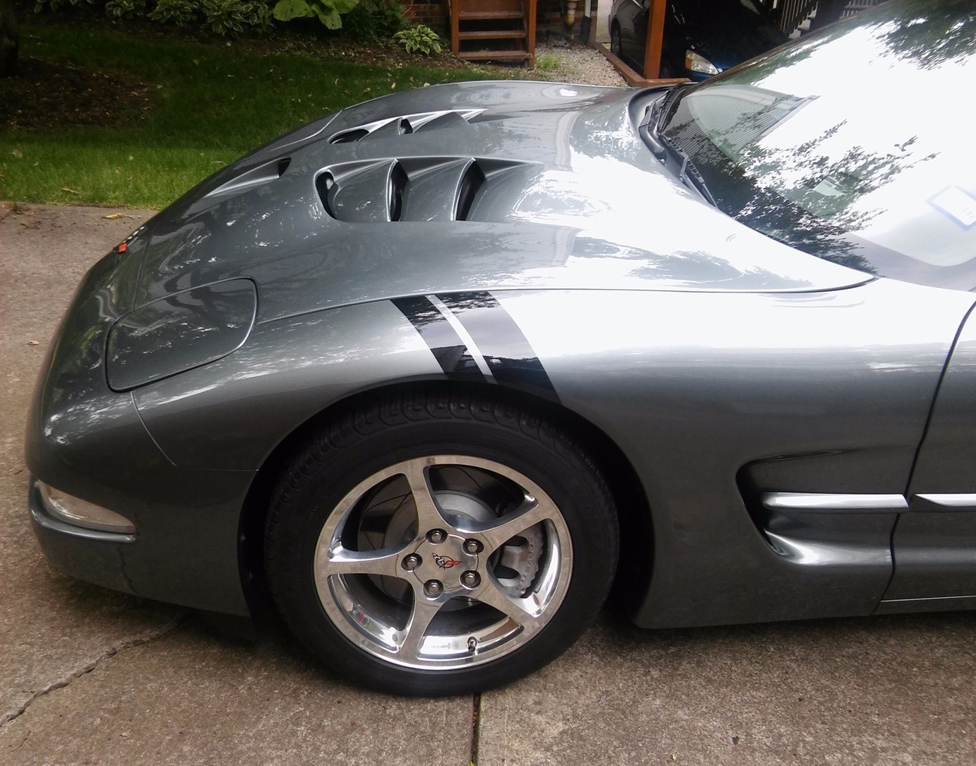 Black Gloss Vinyl FENDER HASH RACING STRIPES Both Sides (Fits CHEVY CORVETTE C5)
