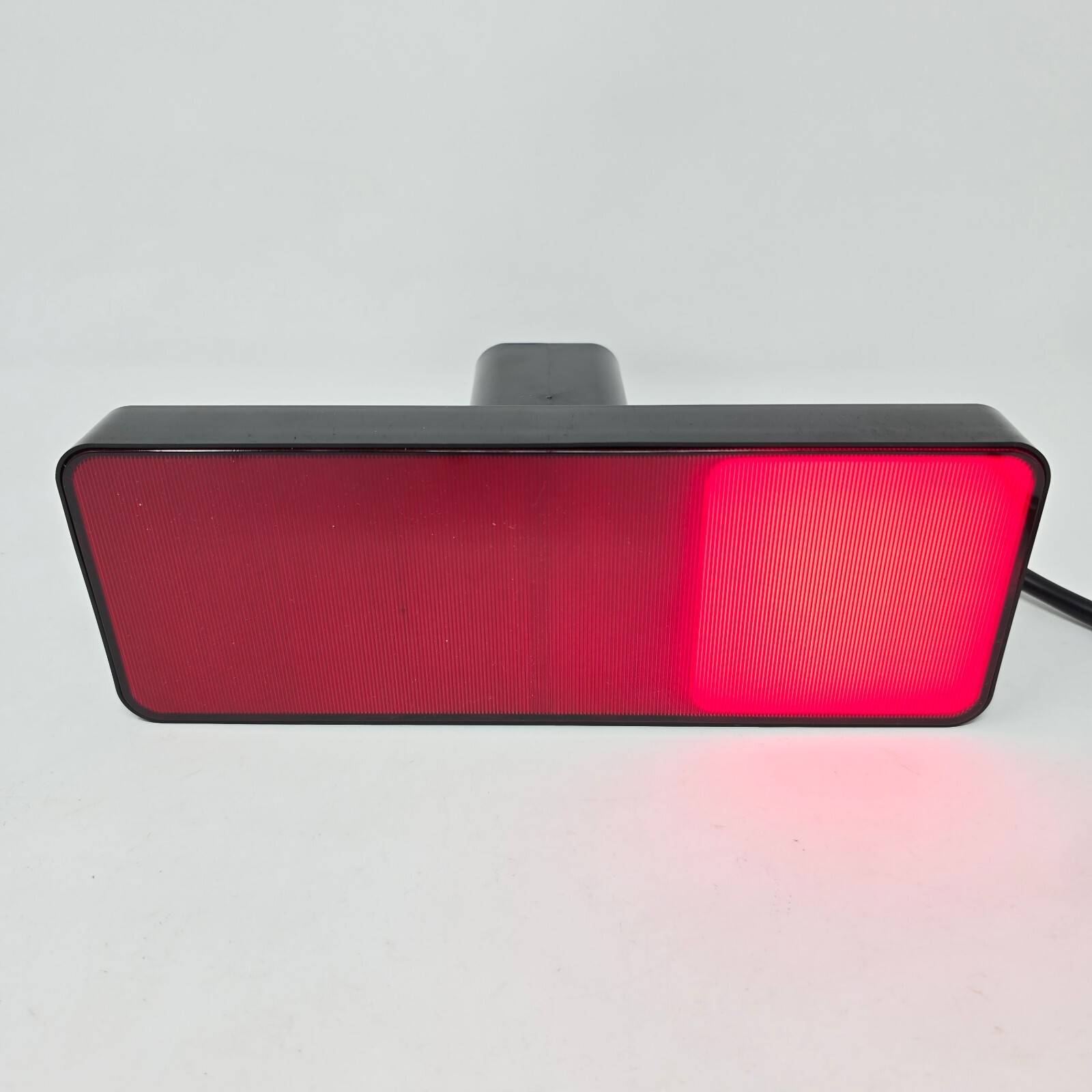 Hitch Cover Red LED Signal Brake Reverse Light 2″ Receiver Tow Universal Fit