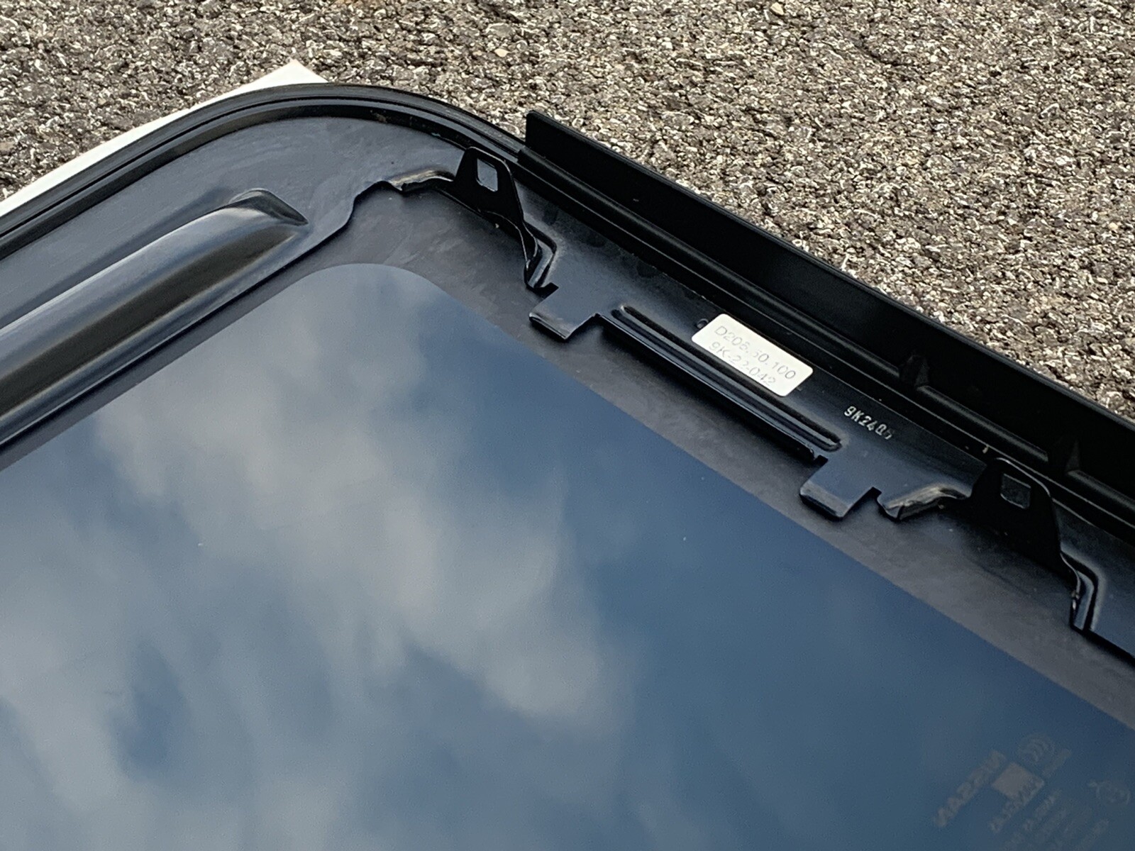 2008-2012 Nissan ROGUE Sunroof Moonroof Glass Window Power Sliding Factory OEM