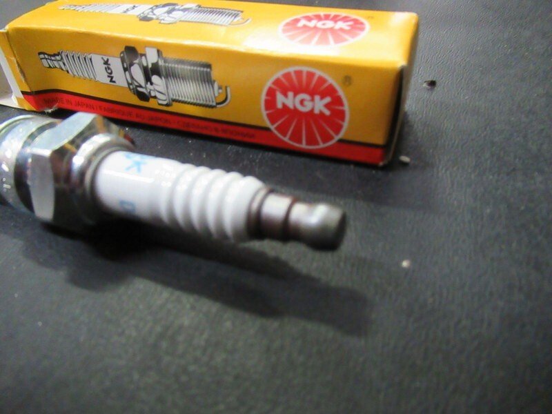 SP20 Genuine NGK DPR6EB-9 Spark Plug 3108 OEM New Factory Boat Parts