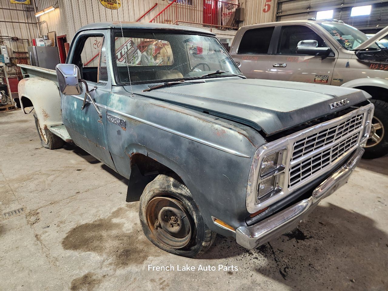 Core Engine Assembly 8-360 5.9L VIN S Fits 1979 DODGE 100 PICKUP 1266631