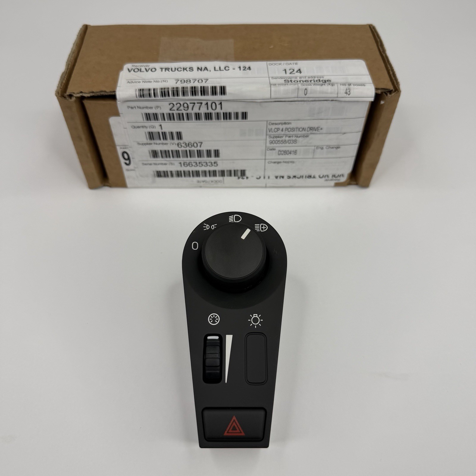 Volvo Truck Headlight/Fog Light Switch 22977101 NEW W/O BOX OEM PART BRAND NEW