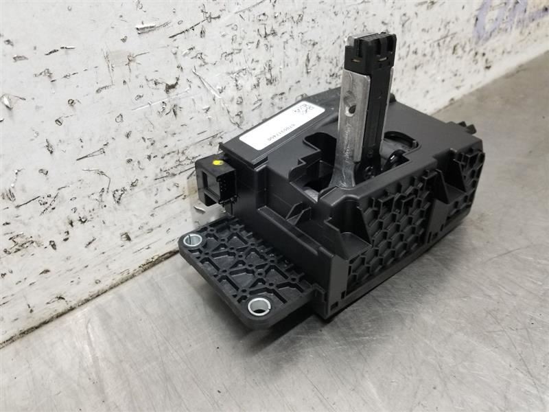 17 2017 MASERATI LEVANTE OEM AUTOMATIC TRANSMISSION SHIFTER 6700317400