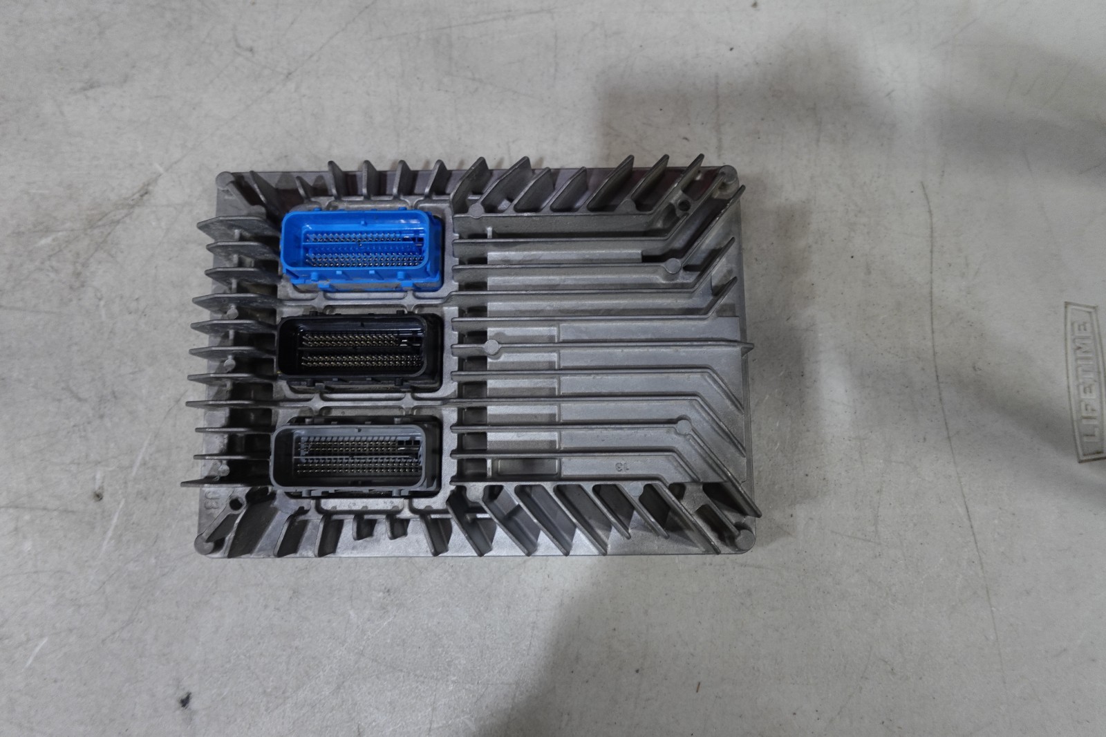 2013-2016 CADILLAC XTS ECM ENGINE CONTROL MODULE 12666134 #100945-74A