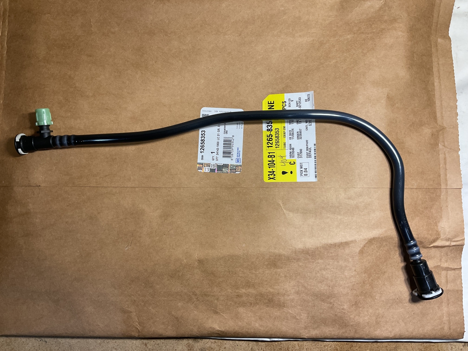 2008-2021 EXPRESS VAN SAVANA 5.3 4.8 6.0 CANISTER PURGE TUBE NEW GM 12658353