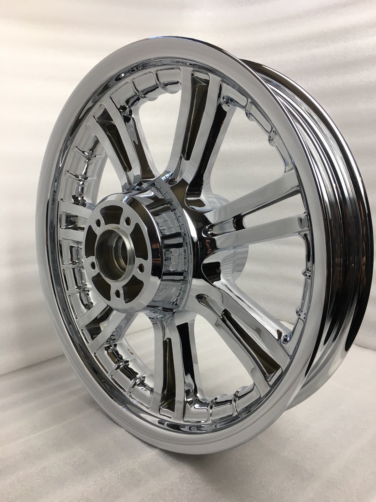 Harley FLHTCUTG Chrome Wheels Tri Glide Rims 2009 -23 SMALL BLEMISH (OUTRIGHT)