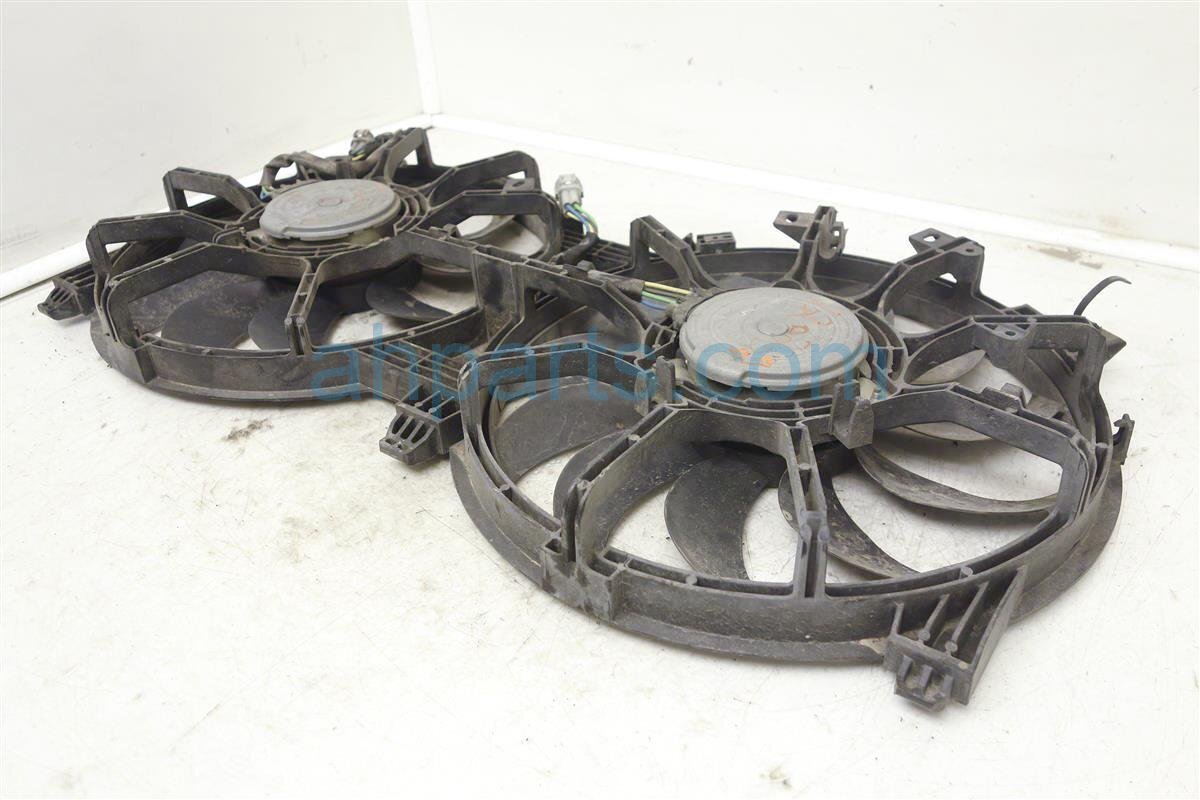 2007-2011 Nissan Altima 2.5L Radiator Cooling Fan Motor & Shroud 21481-Ja000