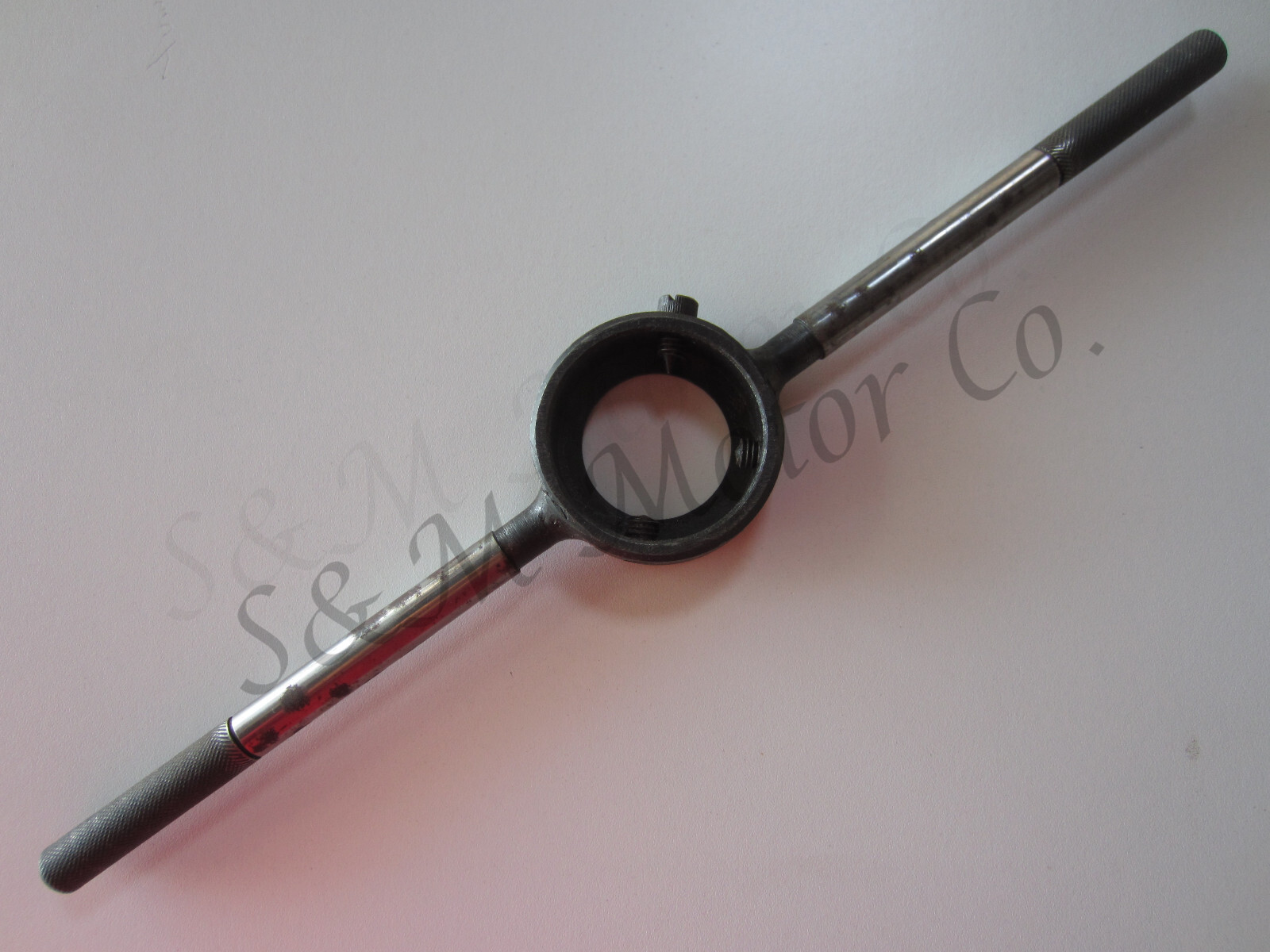 DIE STOCK HANDLE TOOL 2″ BORE ROUND THREADING DIE HOLDER BSA TRIUMPH NORTON