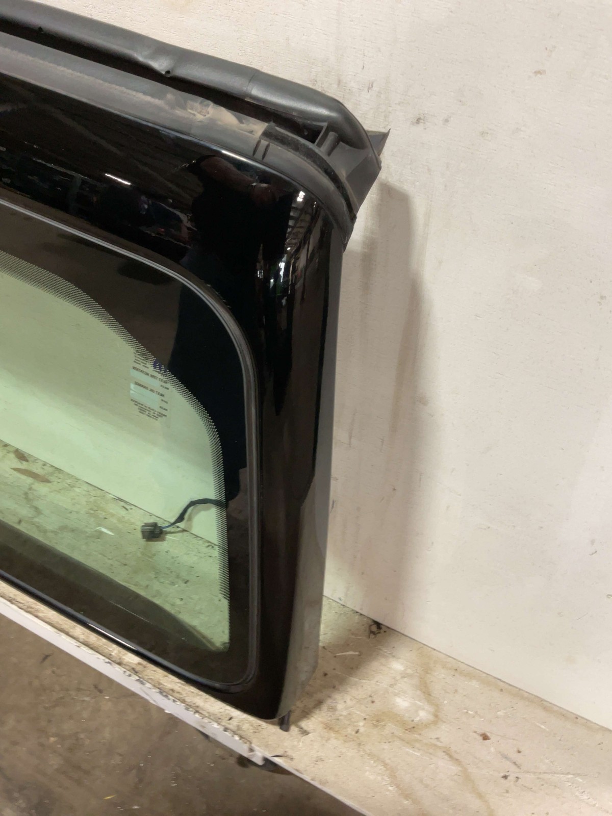 Used Windshield Frame fits: 2021 Jeep Wrangler Grade A