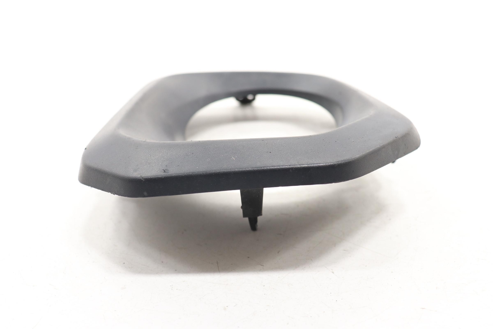 2016 – 2023 TOYOTA TACOMA FRONT LEFT SIDE FOG LIGHT LAMP COVER OEM 5212804020