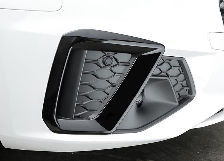 Front Fog Light Eyelid Molding Trim 2PCS For Audi A4 S4 2020-2024 Bright Black