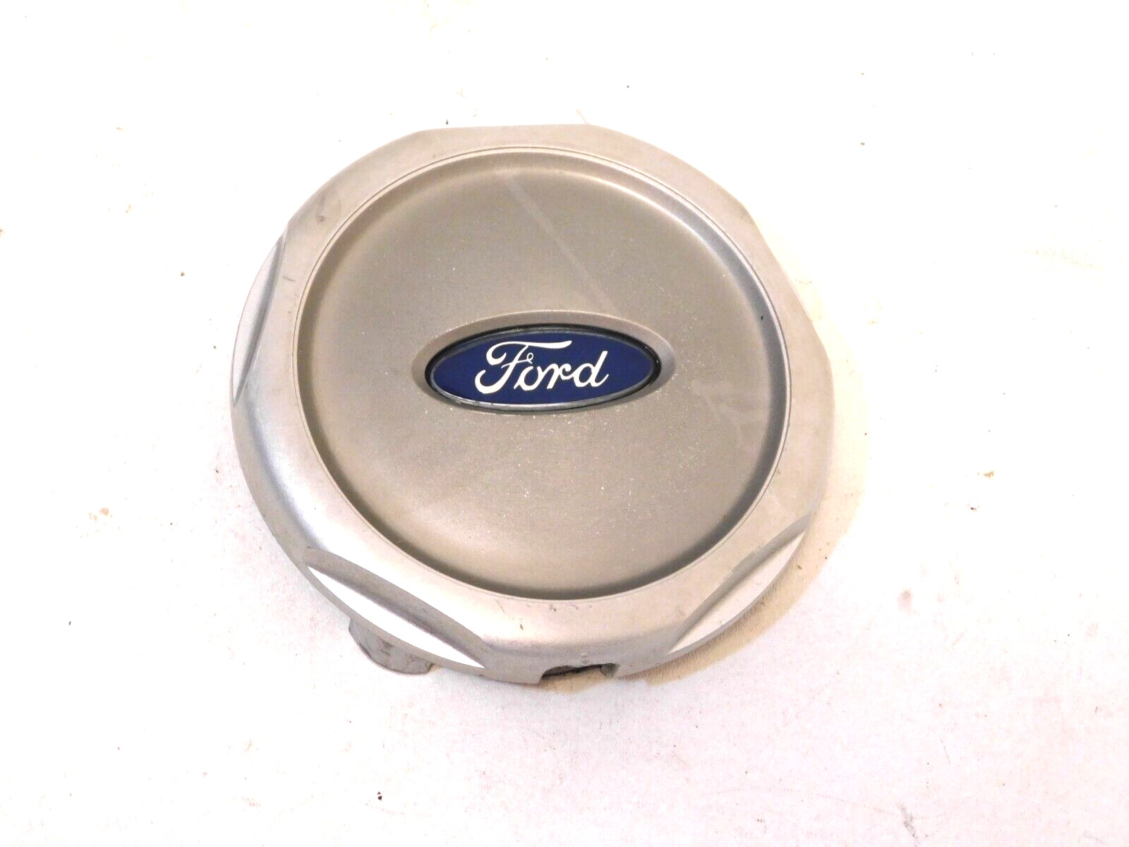 ONE 2001-2005 Ford Explorer Sport Trac Center Cap 1L24-1A096-AC SILVER HUBCAP