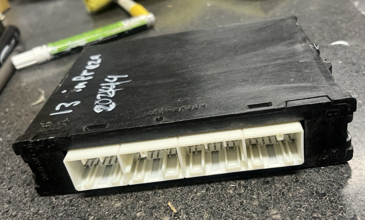 2013 Subaru Impreza Engine Control Unit ECU 22765AE760