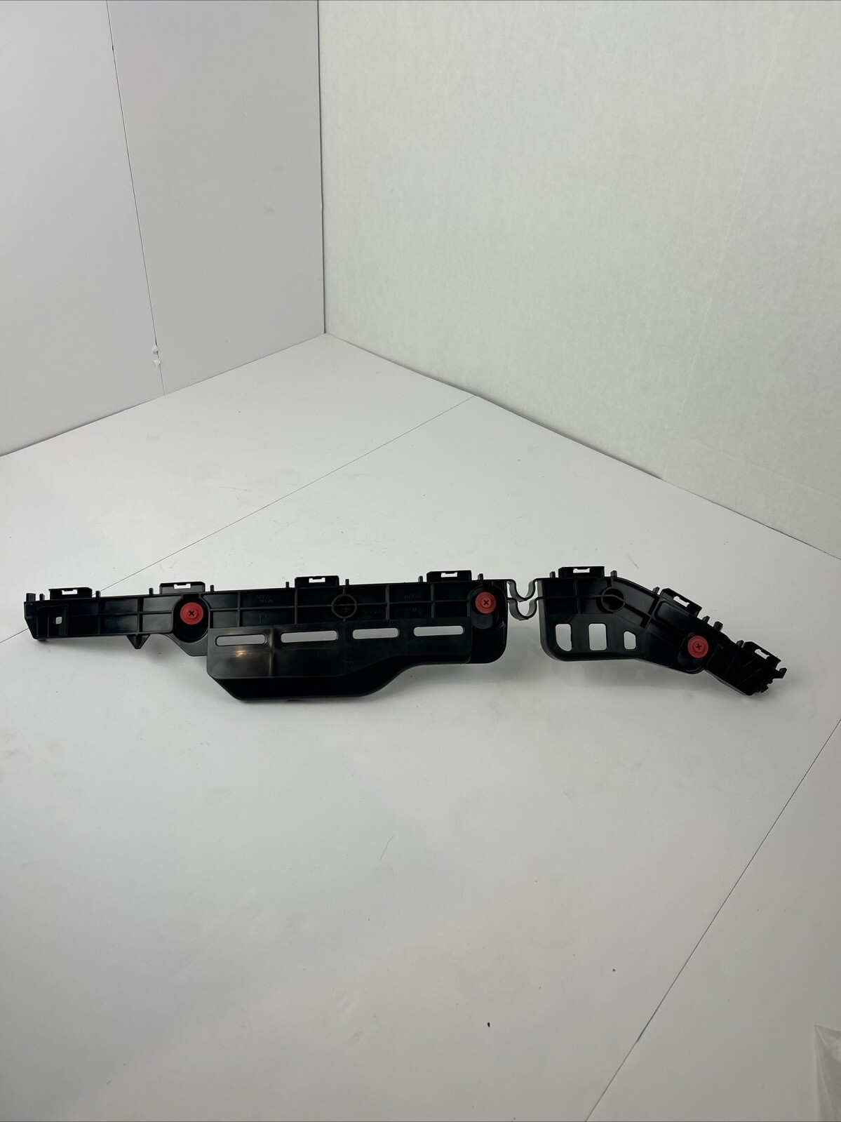 52155-0E070 2014-2019 TOYOTA HIGHLANDER REAR RH BUMPER BRACKET SUPPORT NEW OEM