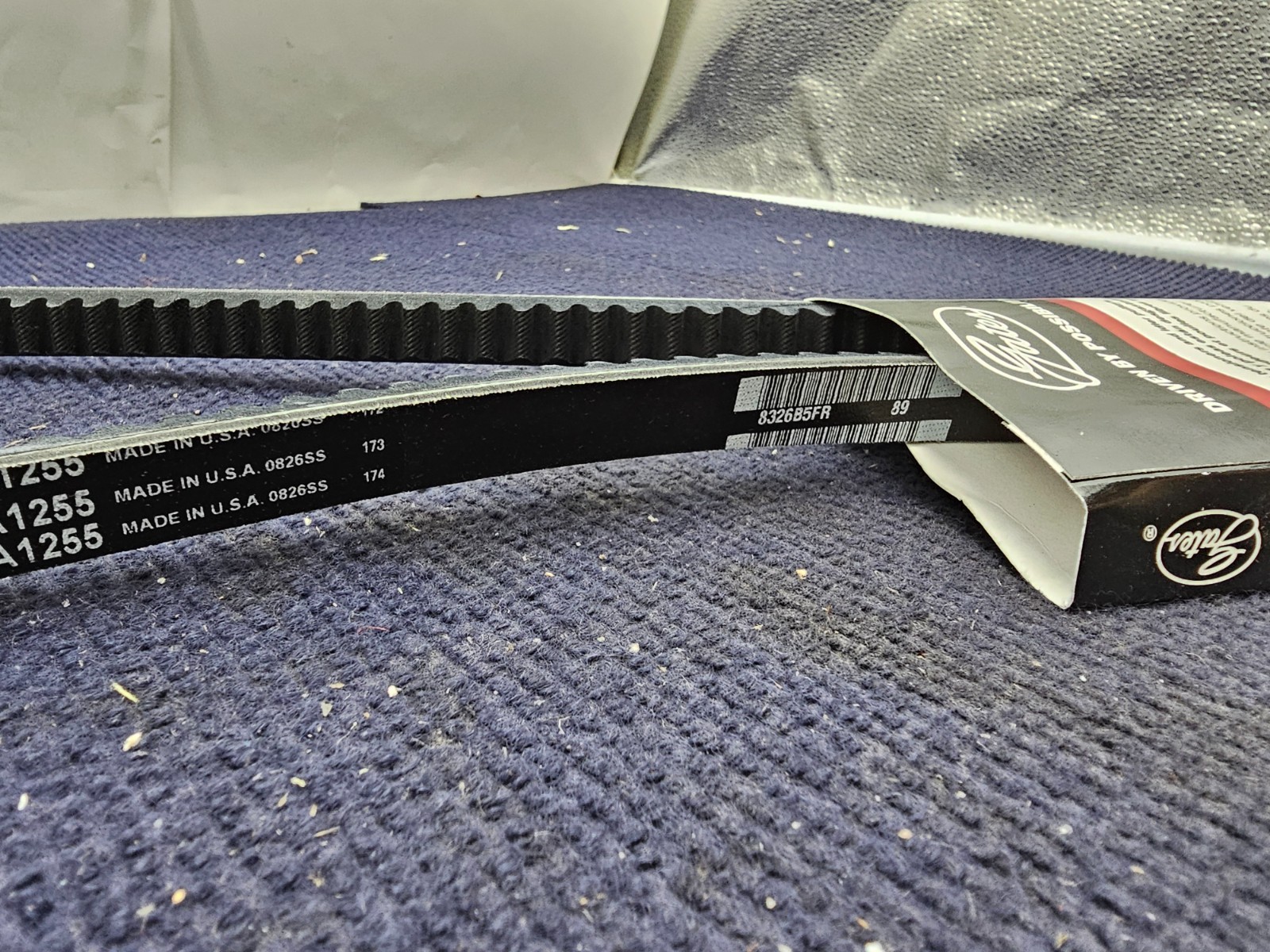 Gates TR22495 Accessory Drive Belt Fits International 90-94 3800, 91-92 3700