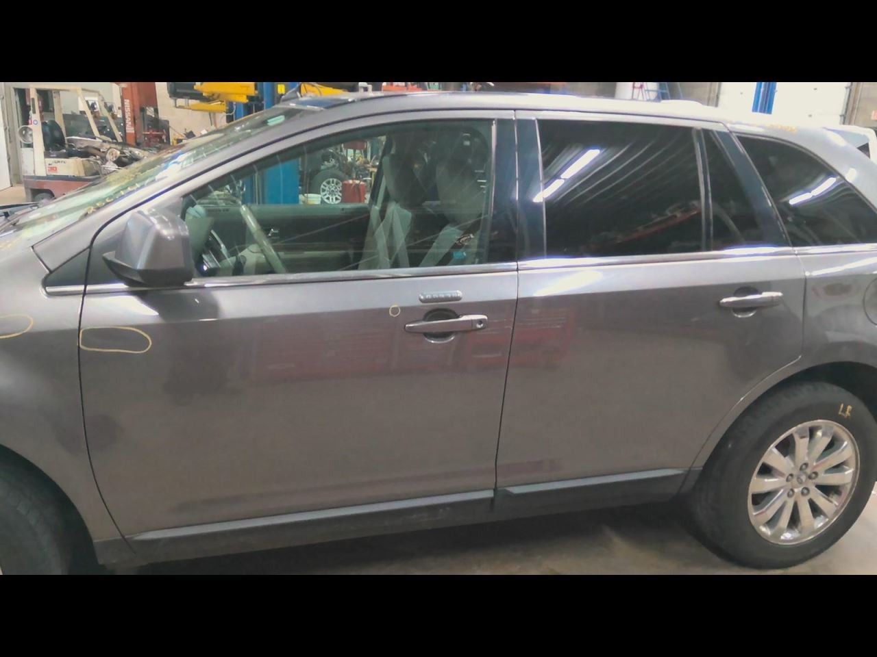 EDGE 2010 Front Door Trim Panel 678232