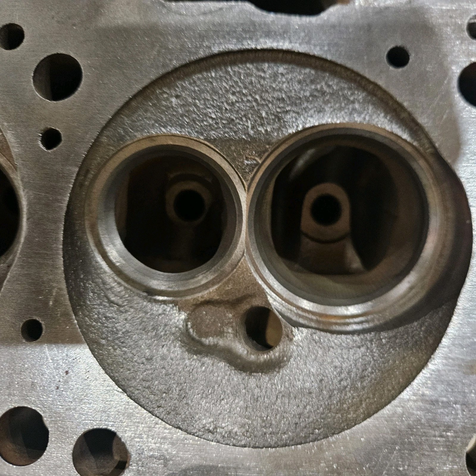 Chrysler Mopar 340 360 O Head Date Code 11/07/69. Cast # 3418915 2.02in. 1.60ex.
