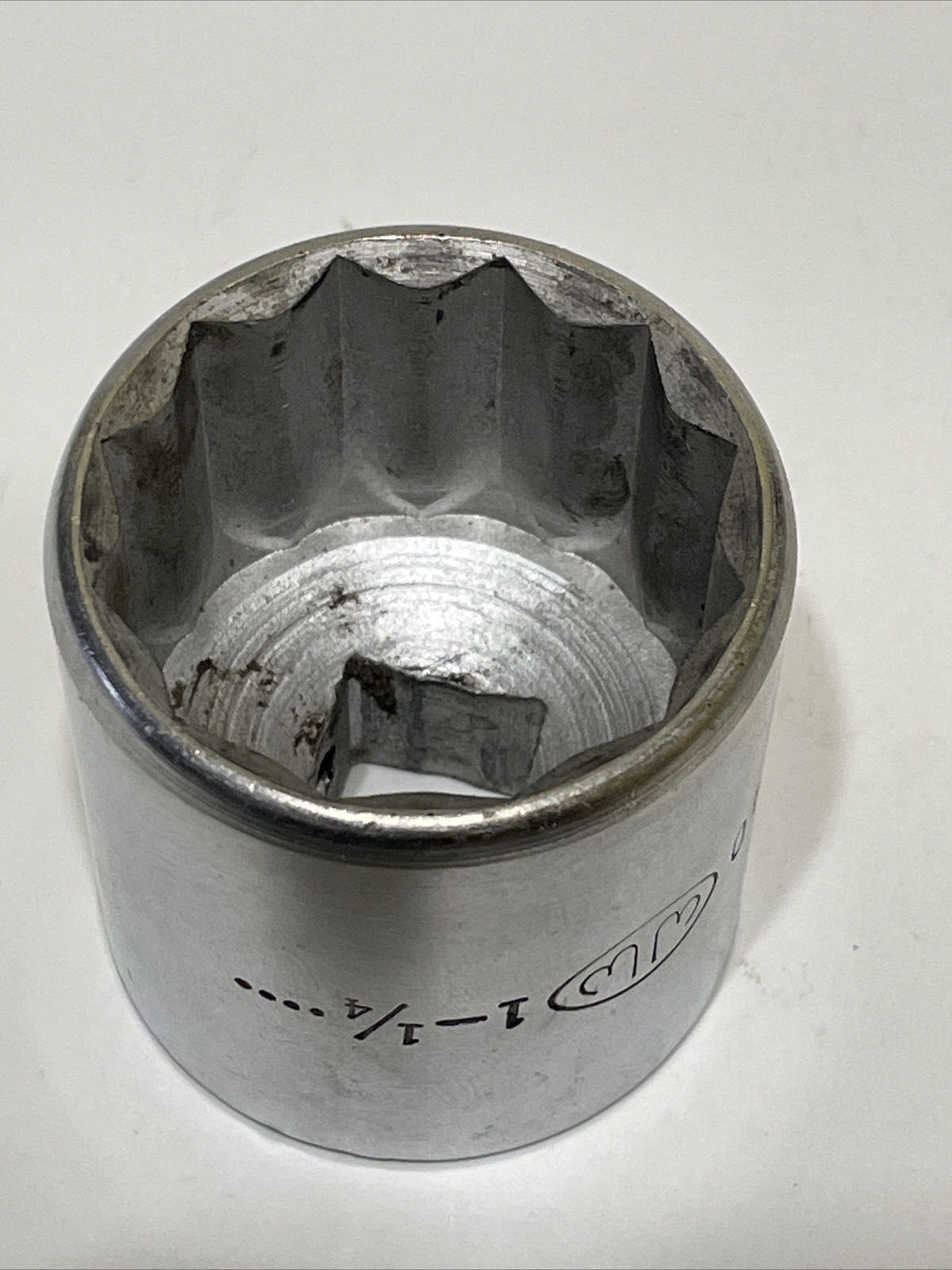 Vintage Walden Worcester WW 340 1-1/4In SAE 1/2″ Drive 12 Pt Socket Chrome