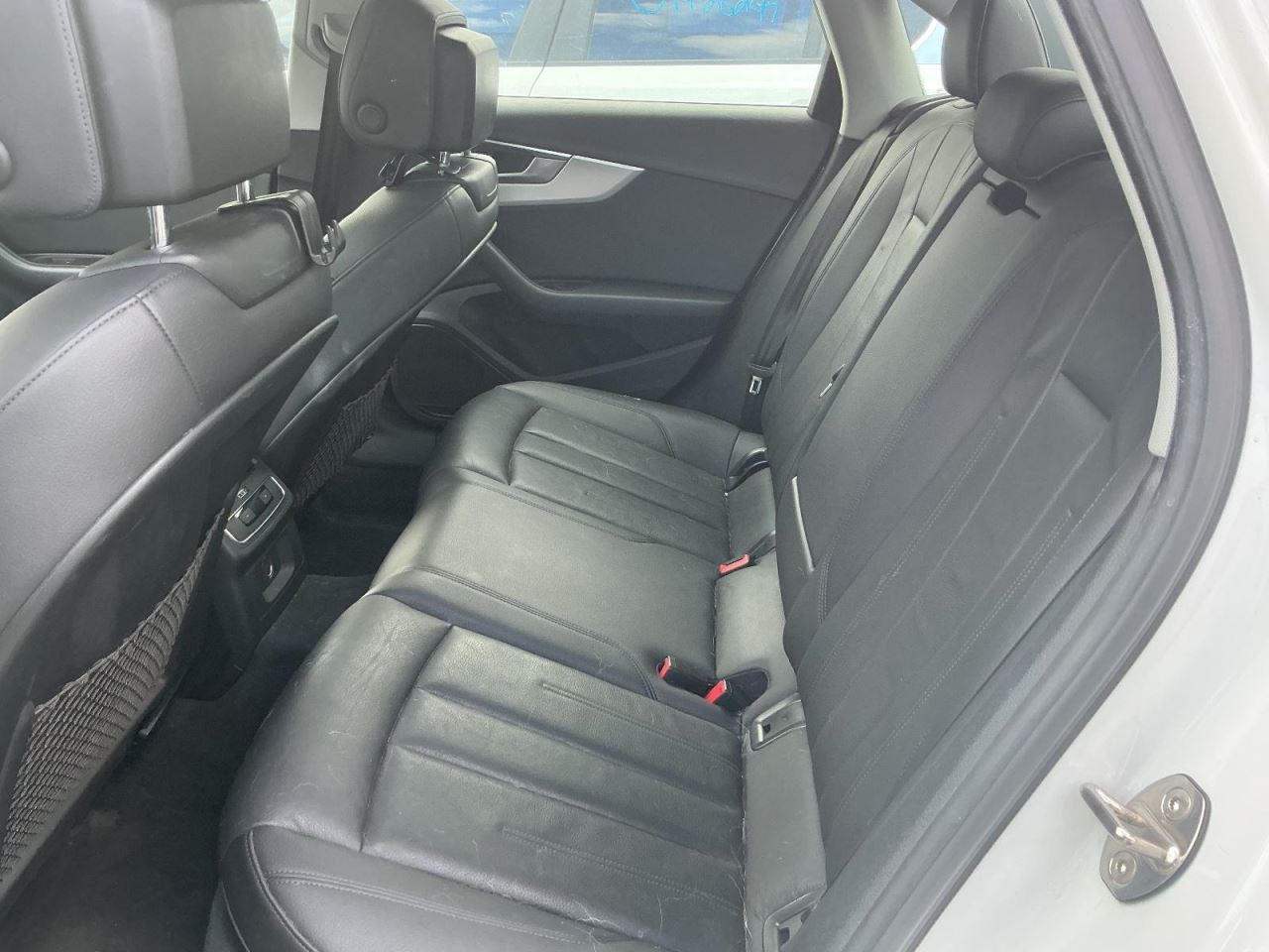 Info-GPS-TV Screen 7.0″ Display Opt I8E Or I8S Fits 17-19 AUDI A4 5128235