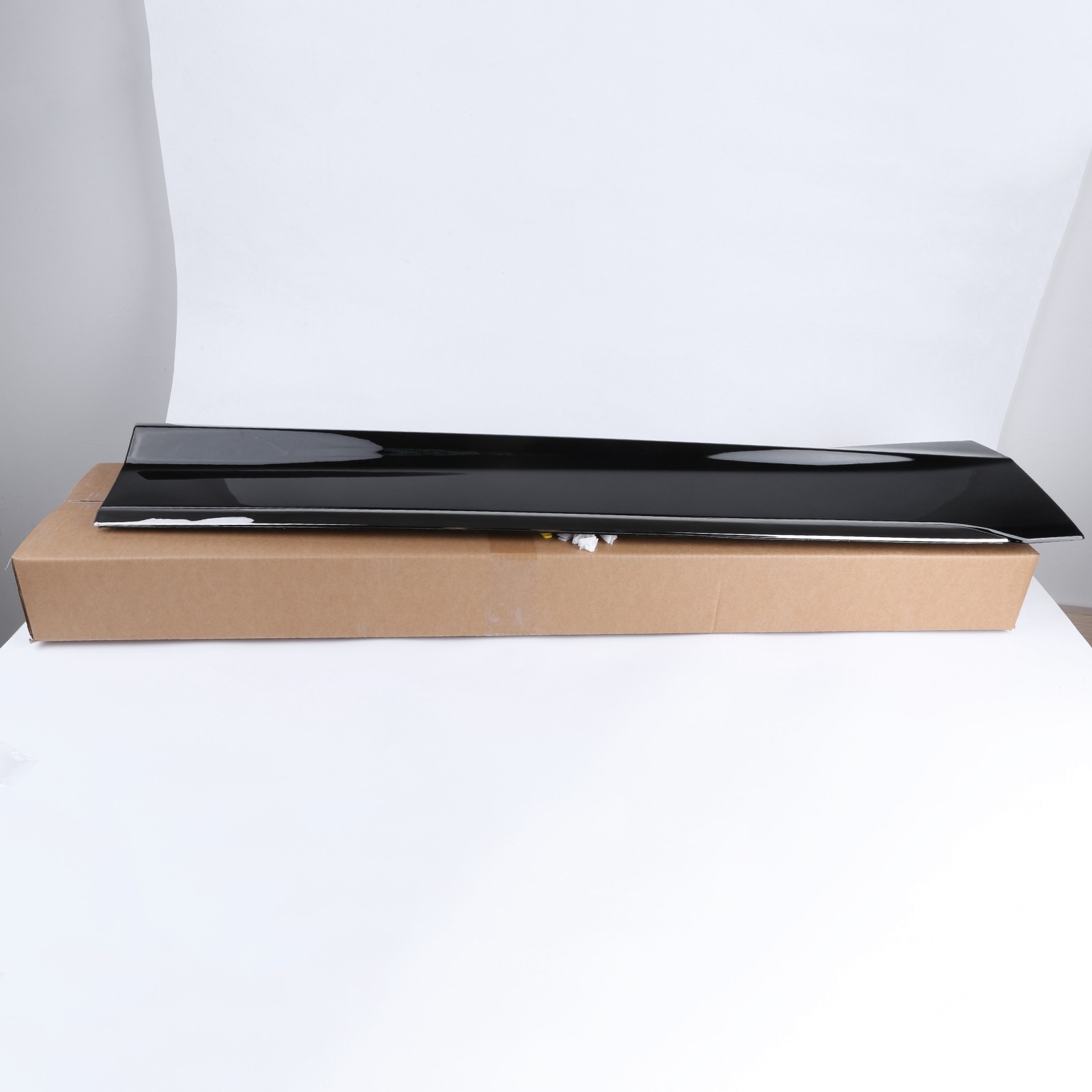 FOR 2019-2026 CHEVY BLAZER RS MODEL BLACK NEW FRONT LEFT SIDE DOOR MOLDING TRIM