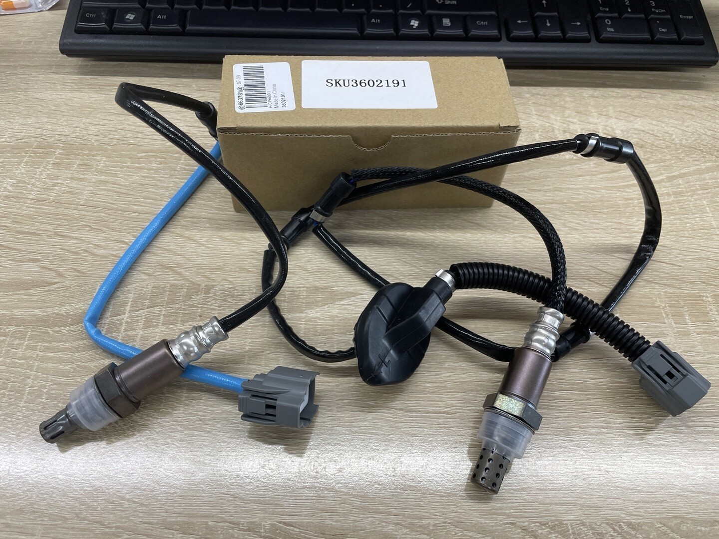 O2 Sensor bolt-on connection for honda accord catalytic converter direct fit