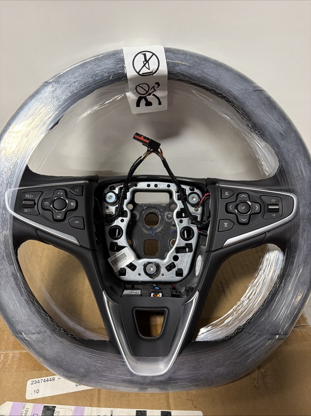 2014-2017 Buick Regal GM 23474449 Steering Wheel Assembly Black