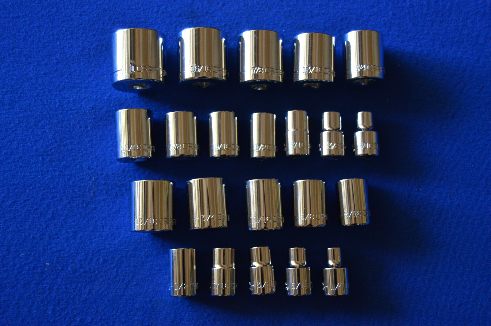 Craftsman 3/8″ Drive 6 and 12 Point Socket Set 318A